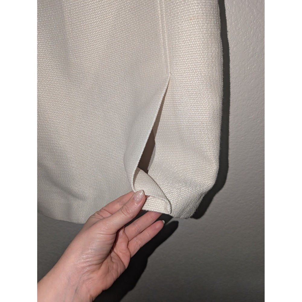 Ann Taylor Cream Textured Mini Skirt 00P - Picture 3 of 6